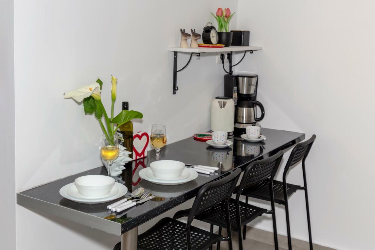 Attiki Sunshine Apartment With Terrace Vipgreece Atina Dış mekan fotoğraf